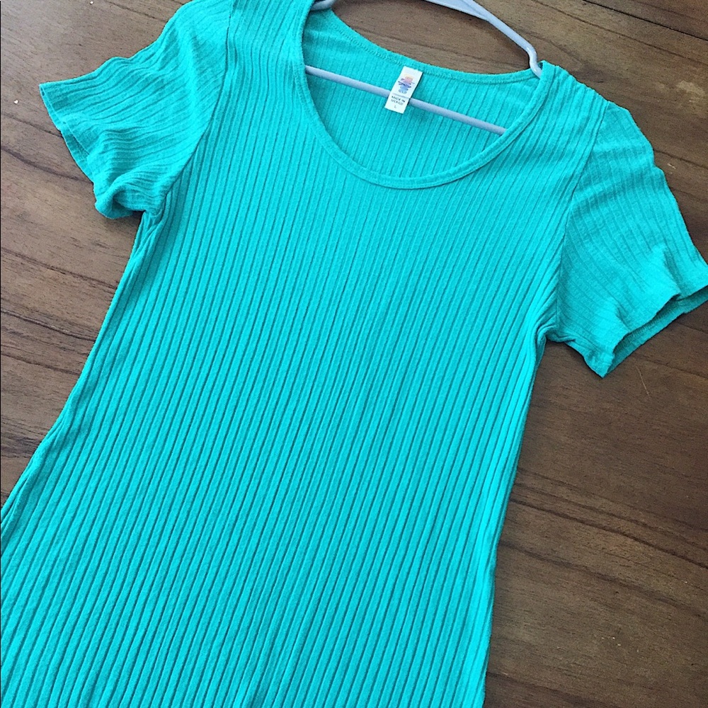 LulaRoe Classic T